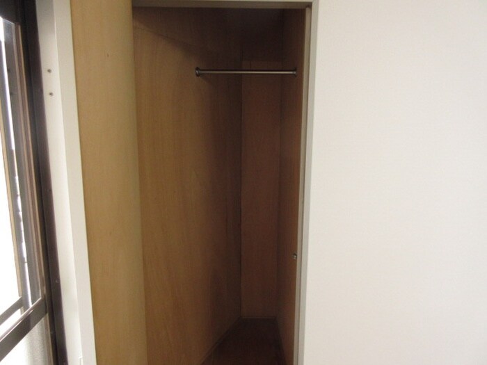 物件内観写真15　(収納)