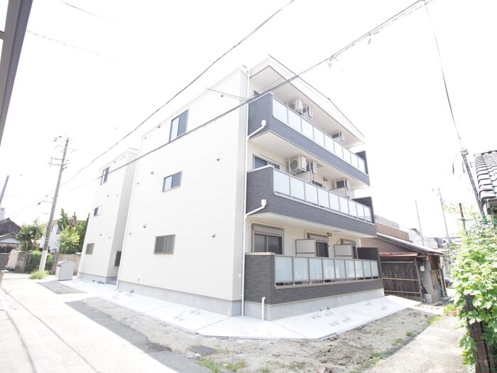 物件外観写真1　(外観写真)