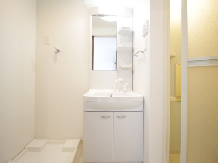 物件内観写真12　(洗面)