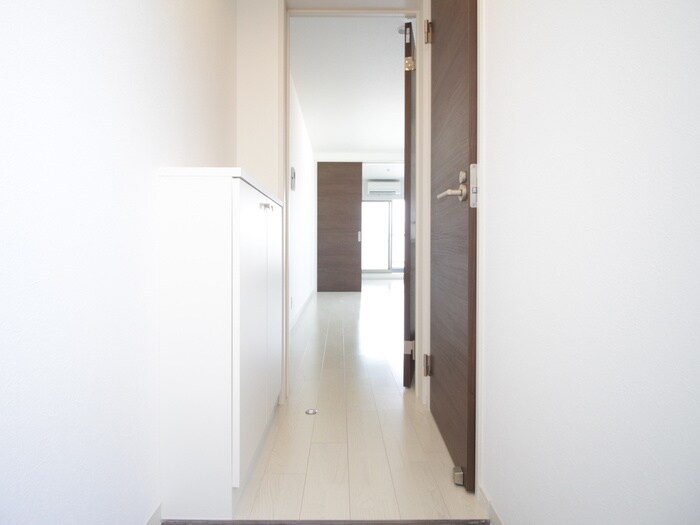 物件内観写真22　(廊下)