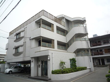 パ－クサイド前田２号館外観写真