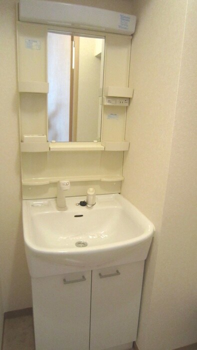 物件内観写真11　(洗面)