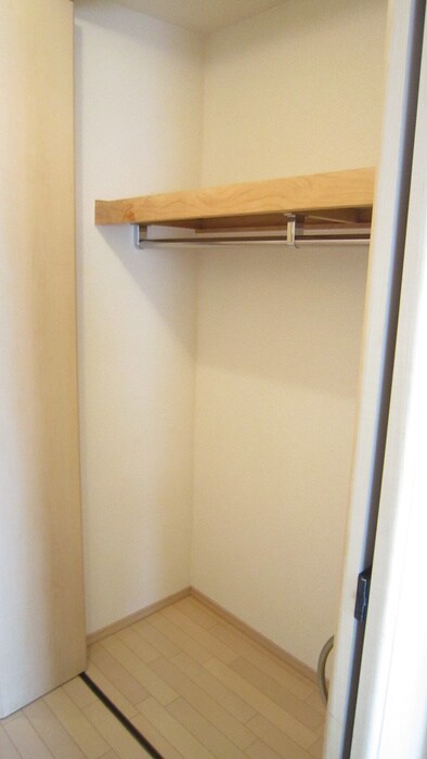 物件内観写真13　(収納)