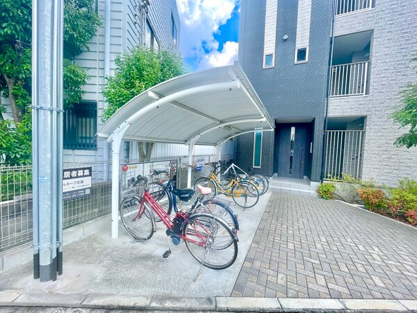 駐輪場