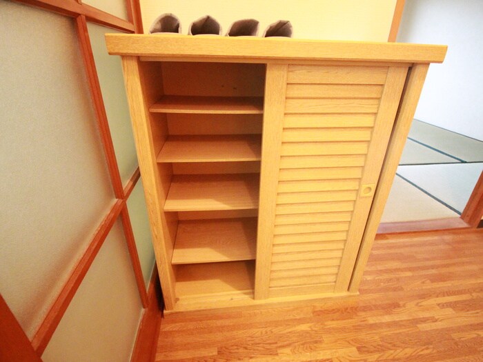 物件内観写真13　(靴箱)