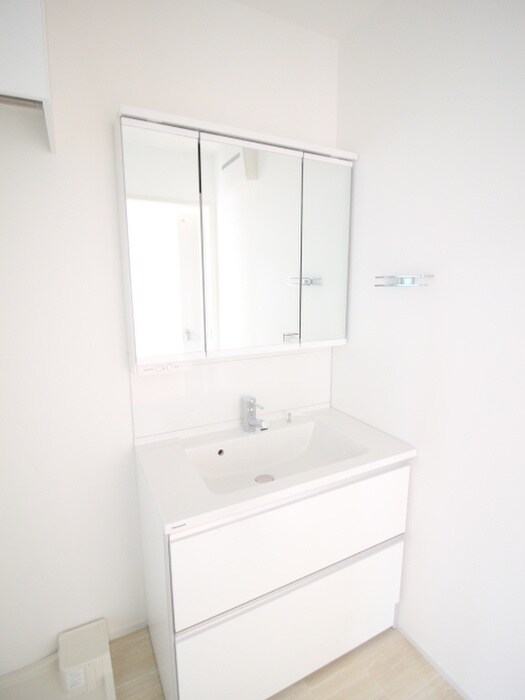 物件内観写真11　(洗面)