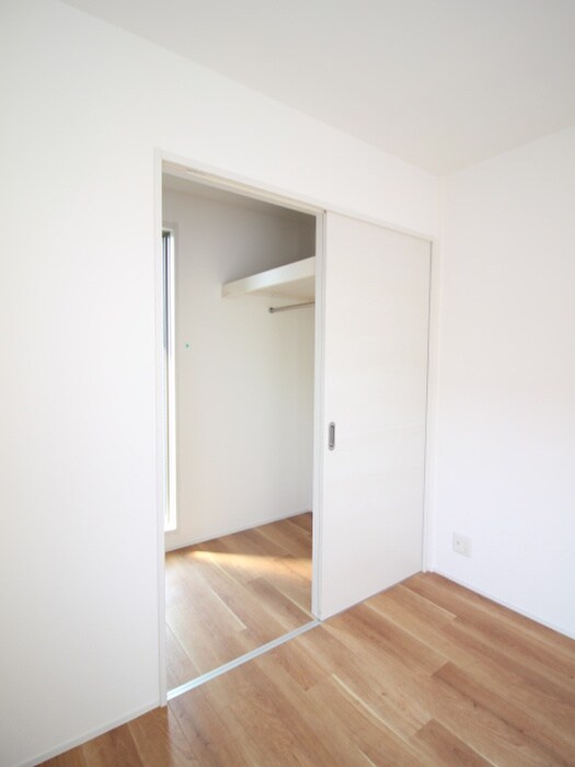 物件内観写真13　(収納)