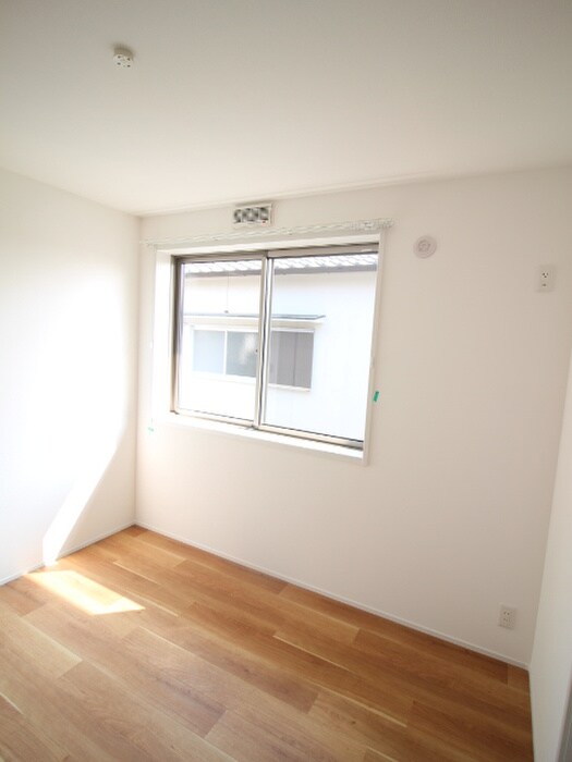 物件内観写真14　(居室)