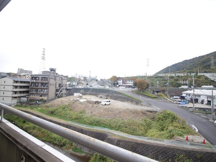 物件内観写真21　(室内からの展望)