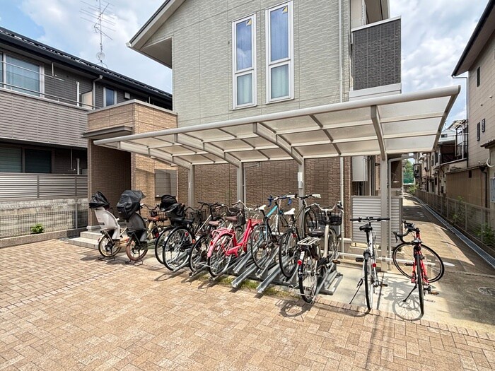 アグレアブルの駐輪場