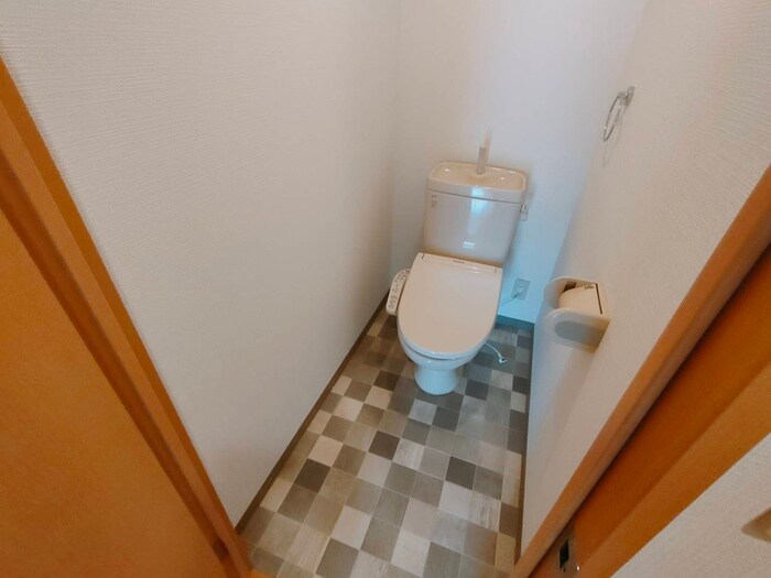 物件内観写真10　(トイレ)