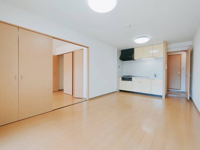 物件内観写真15　(居室)