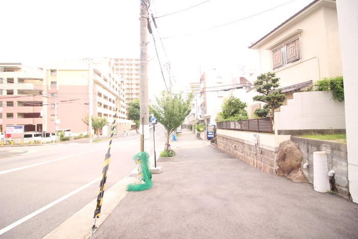 物件外観写真6　(周辺環境)