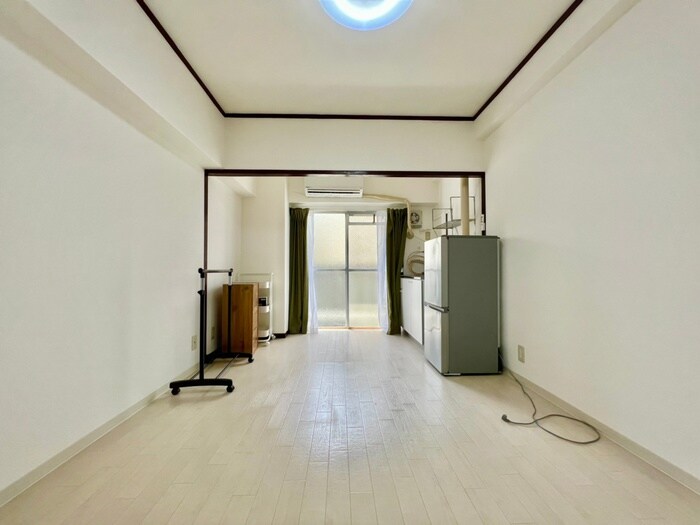 物件内観写真11　(居室)