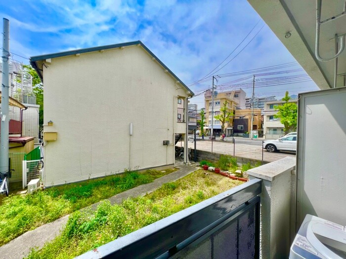 物件内観写真22　(室内からの展望)