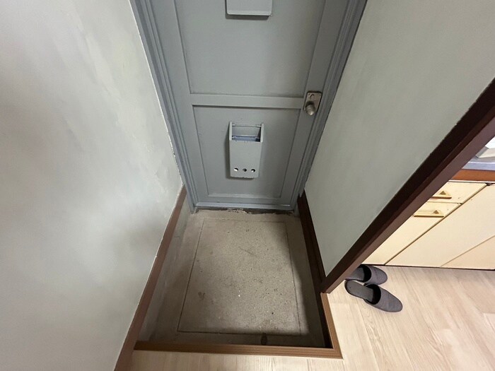 物件内観写真17　(玄関)