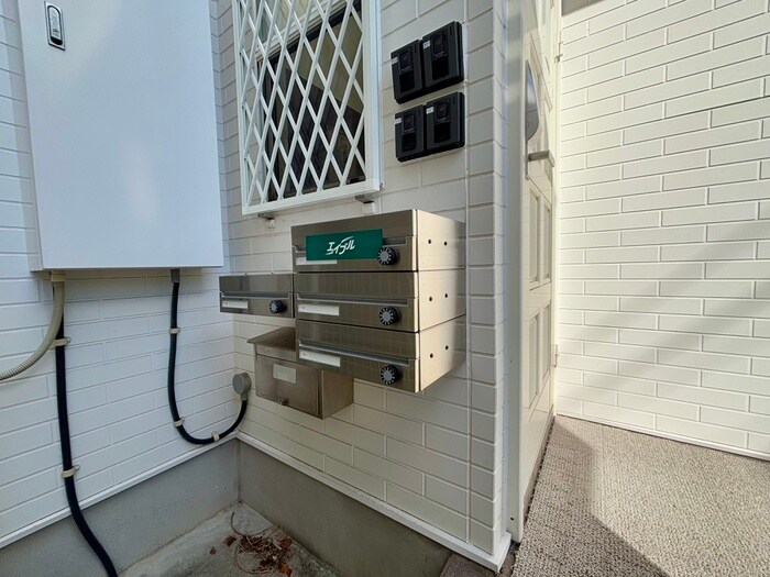 物件外観写真6　(建物設備)