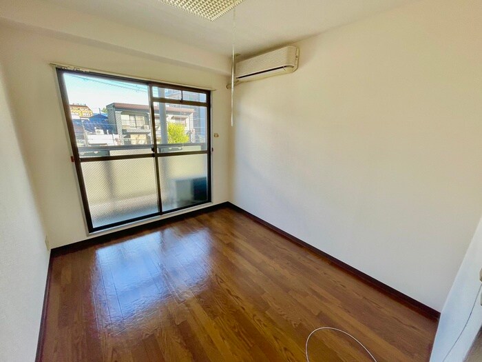 物件内観写真12　(居室)