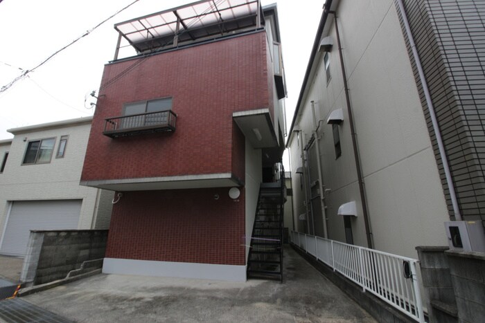 物件外観写真2　(外観写真)