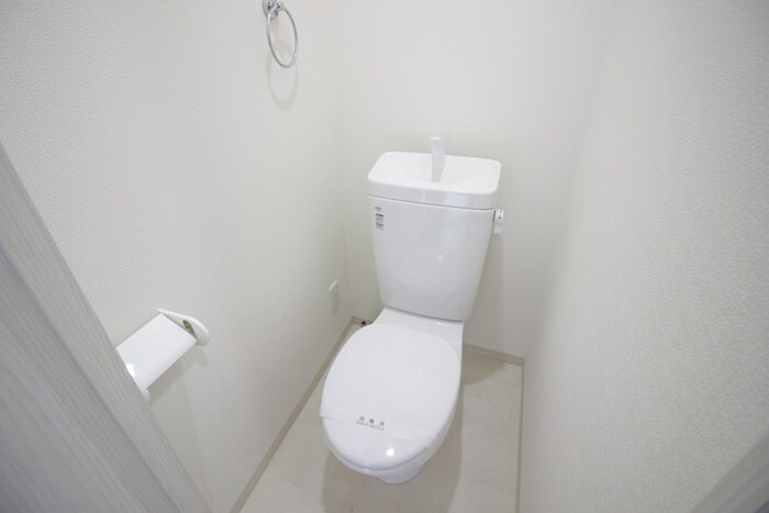 物件内観写真12　(トイレ)