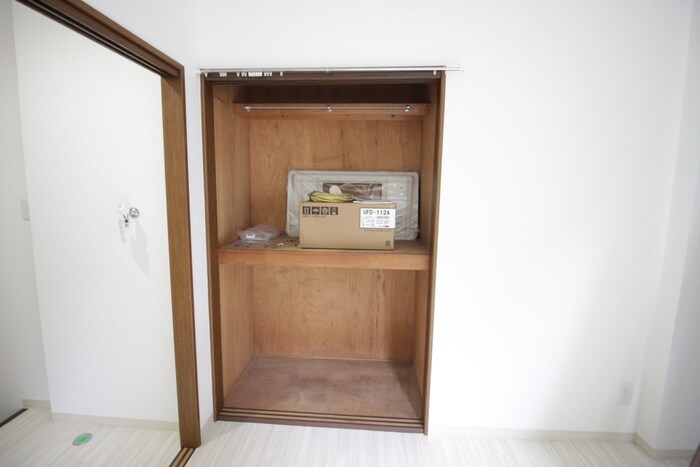 物件内観写真15　(収納)