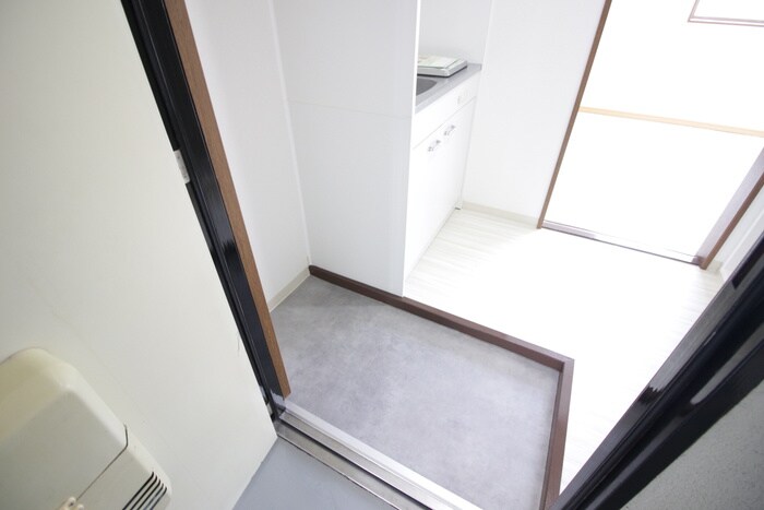 物件内観写真21　(玄関)