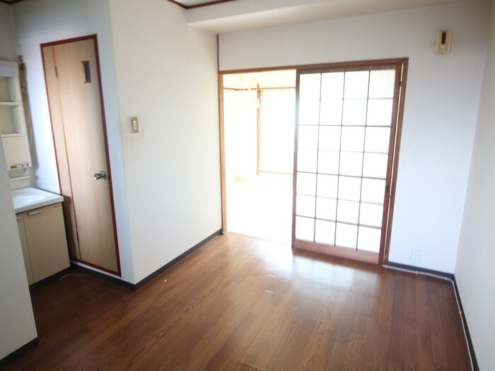 物件内観写真12　(居室)