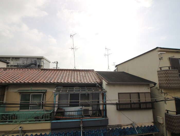 物件内観写真22　(室内からの展望)