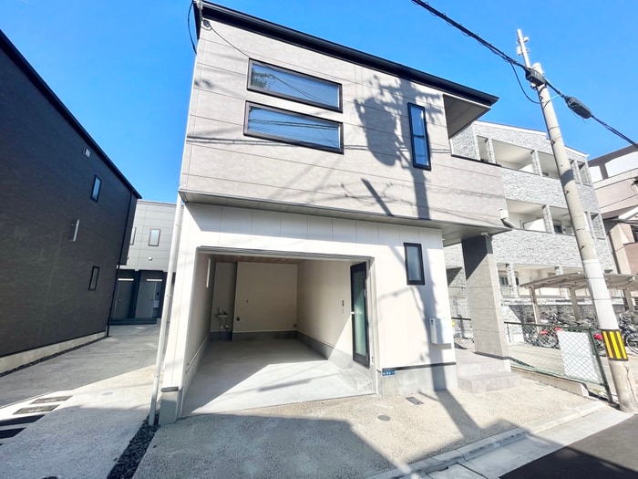 物件外観写真2　(外観写真)