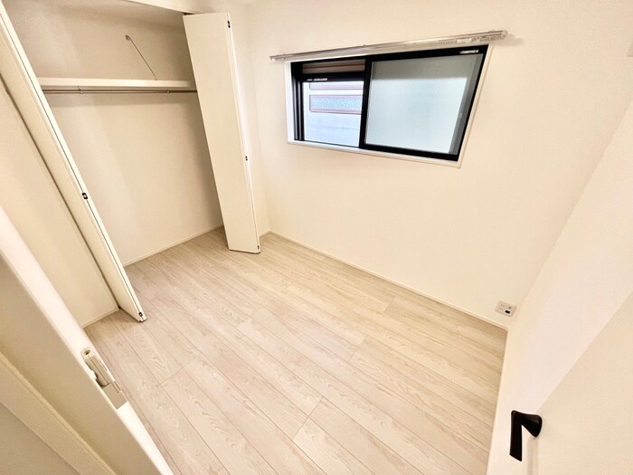 物件内観写真13　(居室)