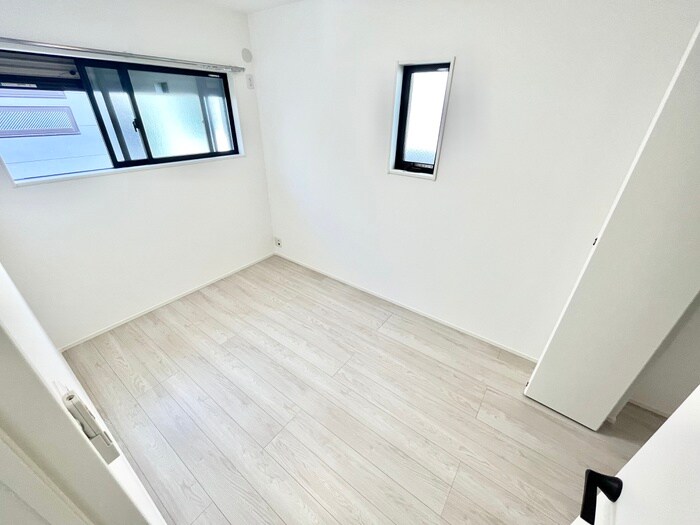 物件内観写真21　(居室)