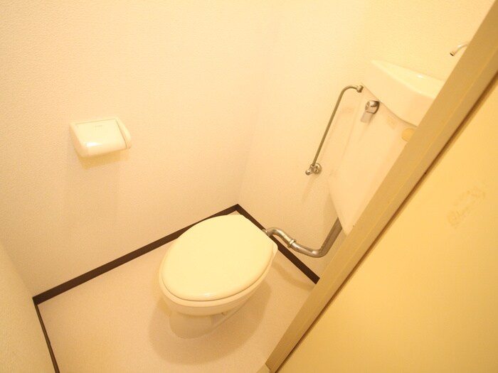 物件内観写真12　(トイレ)