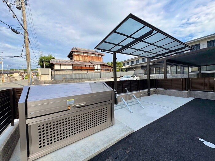 物件外観写真5　(建物設備)