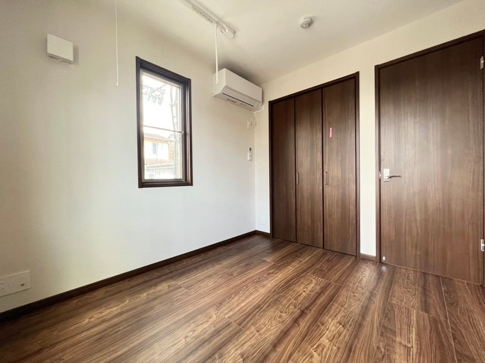 物件内観写真10　(居室)