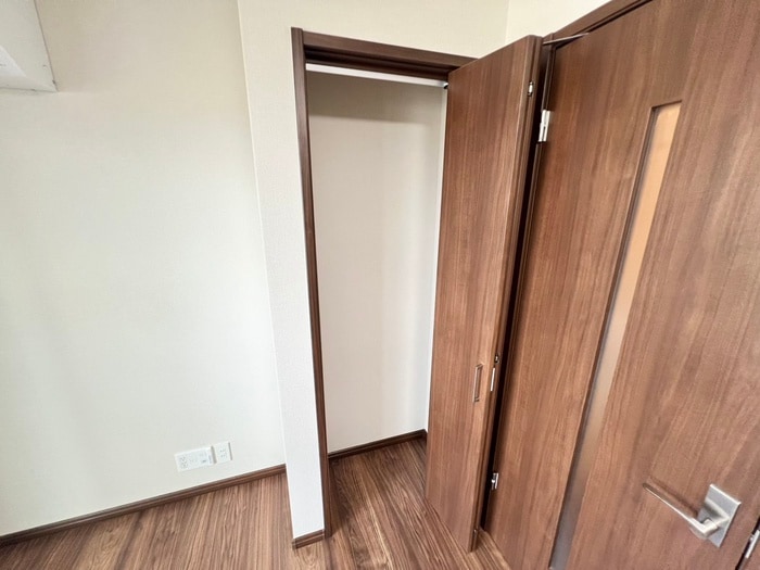 物件内観写真13　(収納)