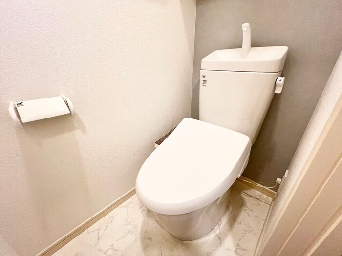 物件内観写真16　(トイレ)