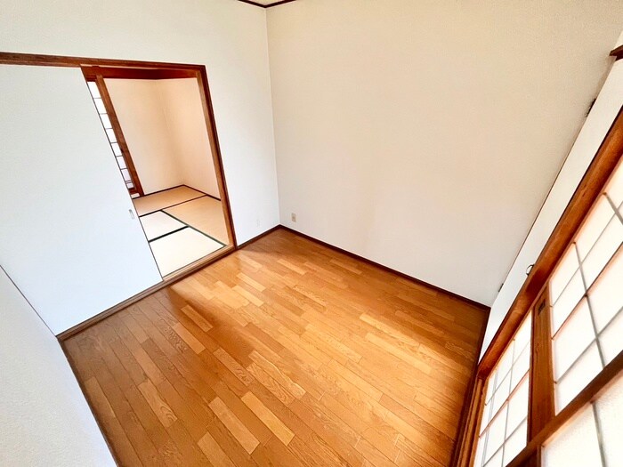 物件内観写真11　(居室)