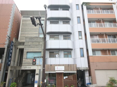 ロータスクラタ外観写真