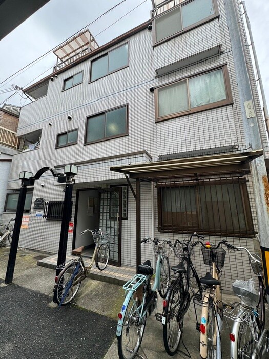 物件外観写真3　(駐輪場)