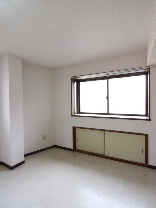 物件内観写真21　(居室)