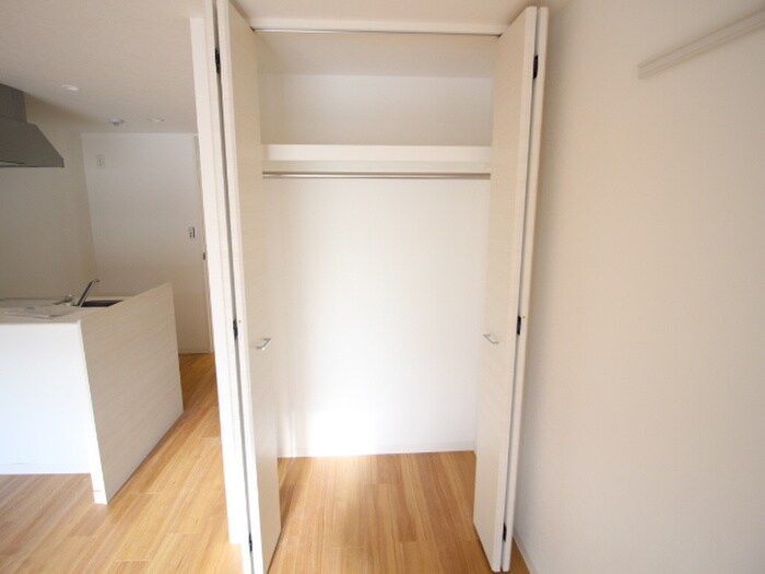 物件内観写真18　(収納)