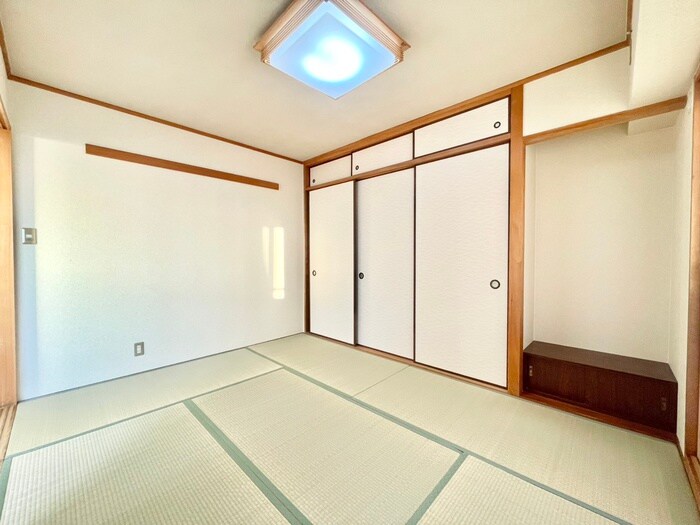 物件内観写真11　(居室)