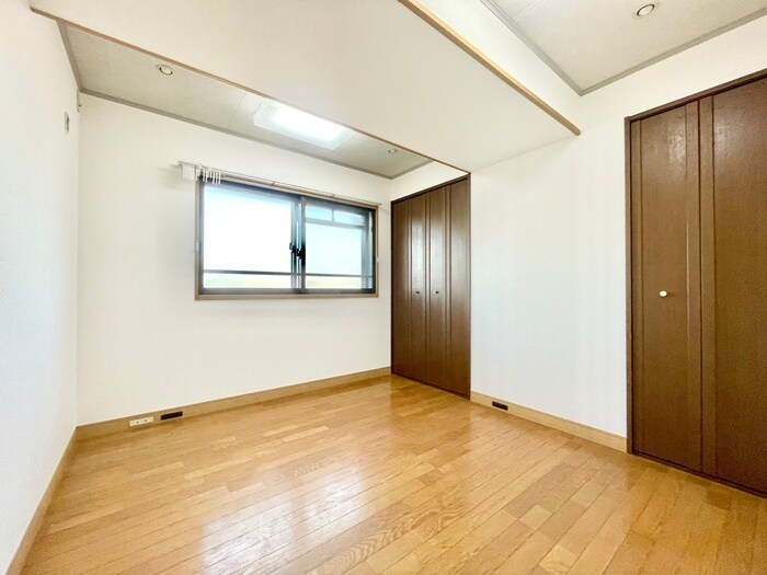 物件内観写真13　(居室)