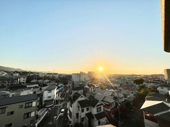 物件内観写真19　(室内からの展望)