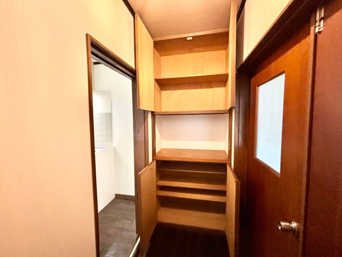 物件内観写真14　(靴箱)