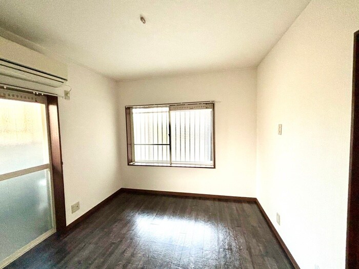 物件内観写真21　(居室)