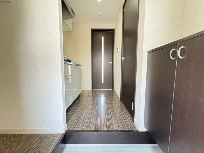 物件内観写真9　(廊下)