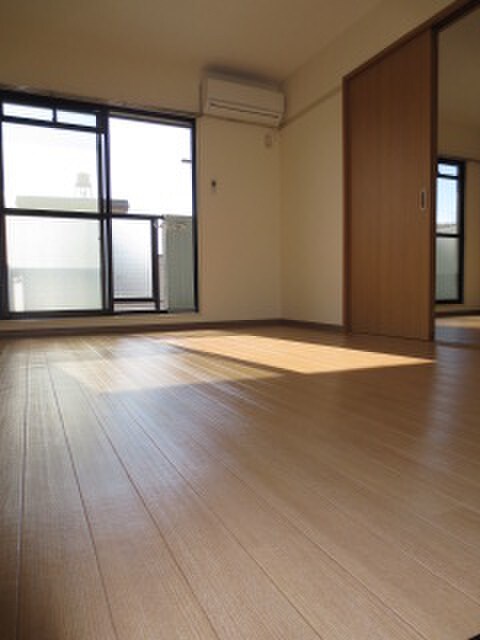 物件内観写真16　(居室)