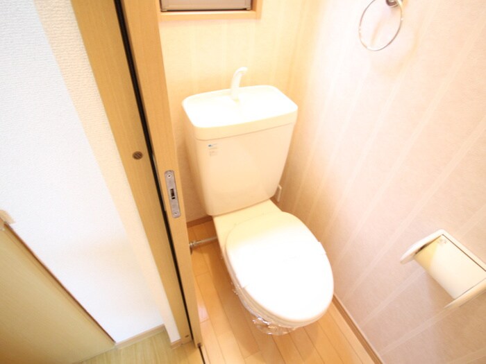 物件内観写真10　(トイレ)