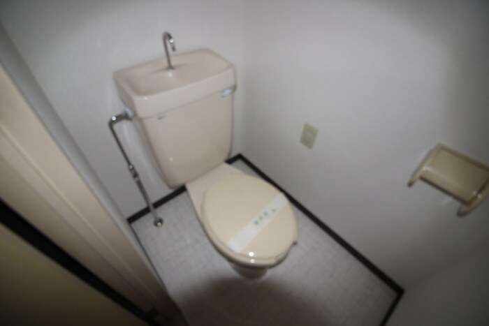物件内観写真7　(トイレ)